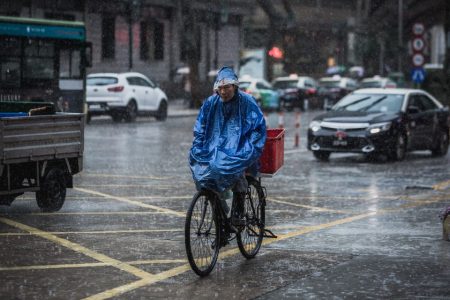 No. 8 typhoon signal to be hoisted at 5 pm as Super Typhoon Ragasa approaches Macao
