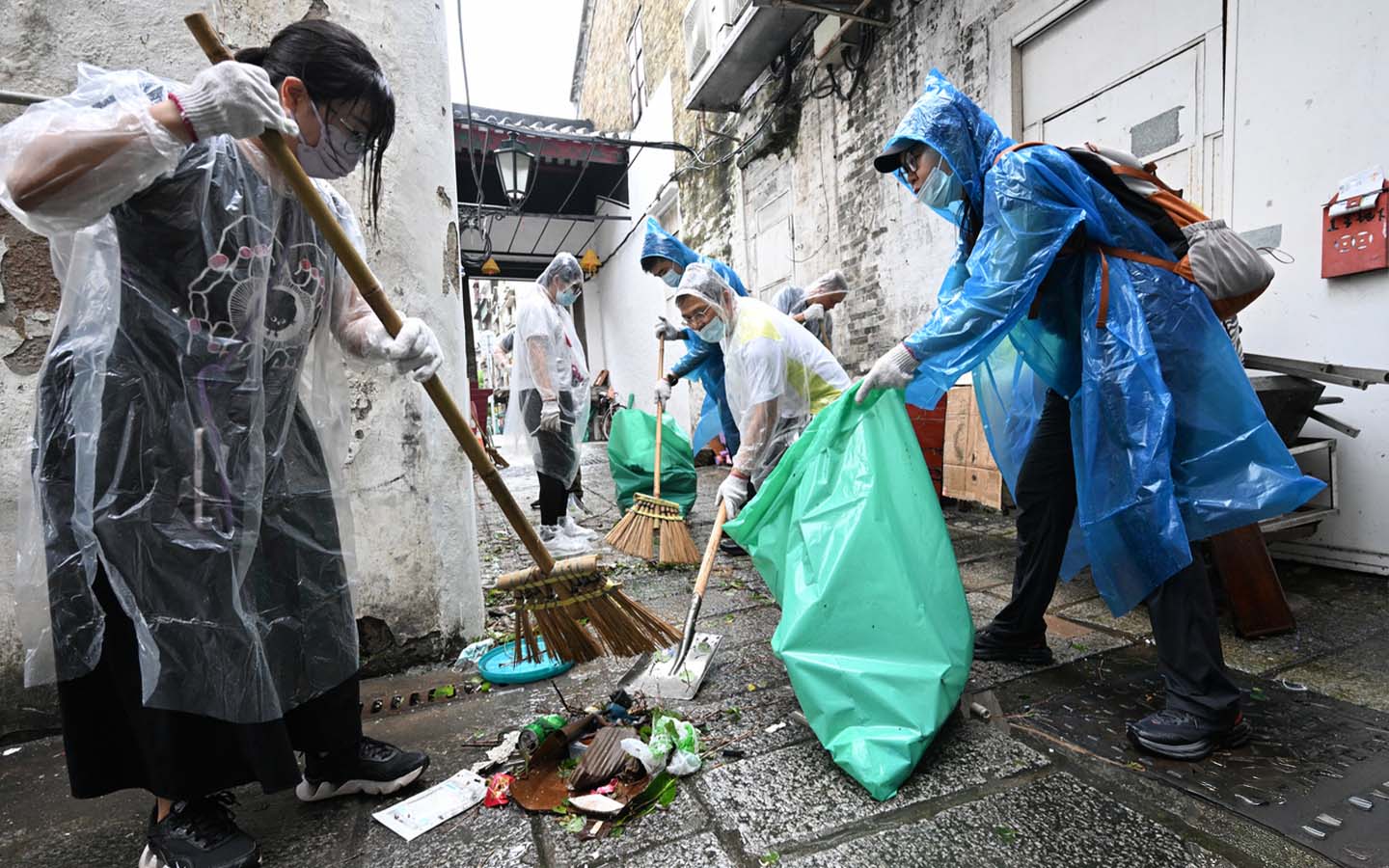 Macao begins massive clean-up after Typhoon Ragasa’s departure  