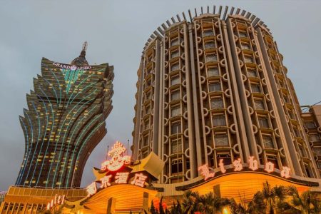 Moody’s lowers outlook for SJM