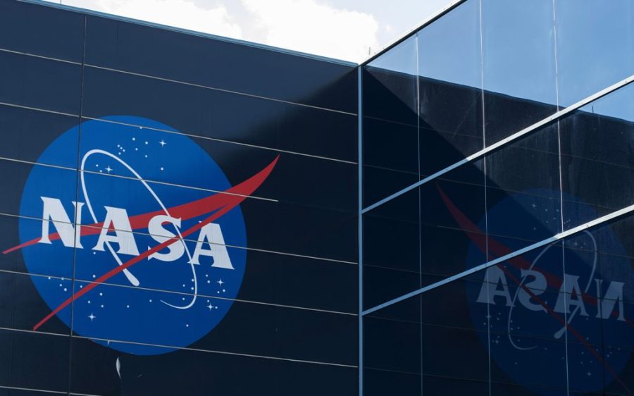 NASA bars Chinese nationals from its space programs amid a new ‘space race’