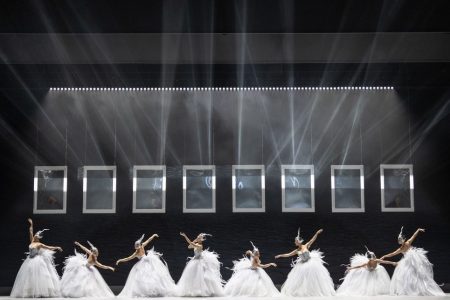 Acrobatic ballet show ‘Swan’ set to debut in Macao