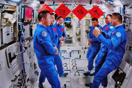 Chinese scientists are designing a washing machine for use in space