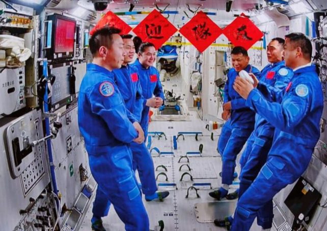 Chinese scientists are designing a washing machine for use in space