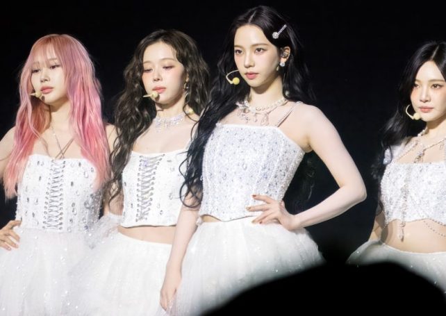 There are 20,000 tickets being given away for the K-Pop MAMA Awards in Hong Kong