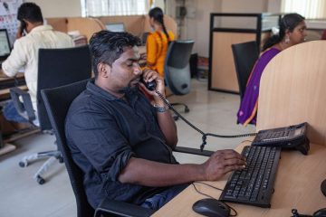 AI threatens to massively disrupt call centres in India, the ‘world’s back office’