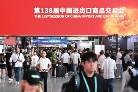 Record-breaking Canton Fair opens amid trade tensions