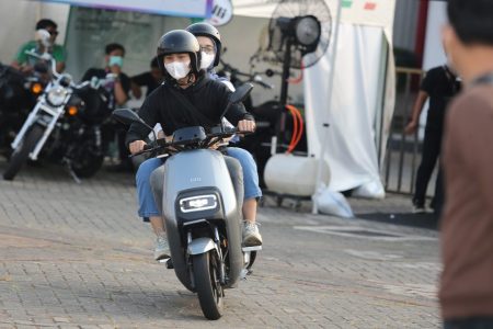 Macao’s electric motorbike drive hits a charging bottleneck