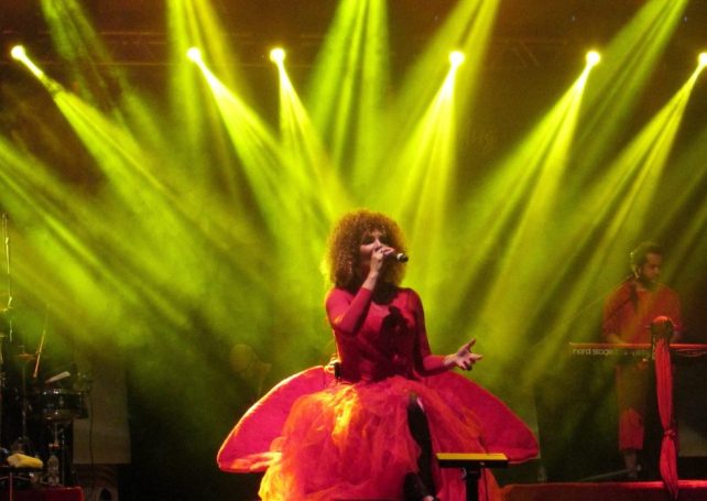 Brazilian singer Vanessa da Mata to perform with the Macao Chinese Orchestra Brazilian singer Vanessa da Mata to perform with the Macao Chinese Orchestra
