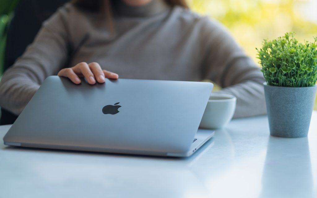 Well-being tips for people who work from home