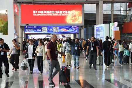 Canton Fair wraps up after smashing attendance records Canton Fair wraps up after smashing attendance records