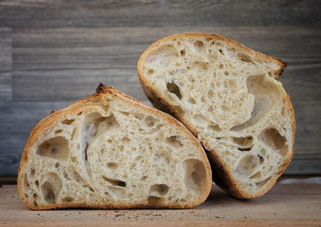 Gluten sensitivity is not actually caused by gluten, new research says