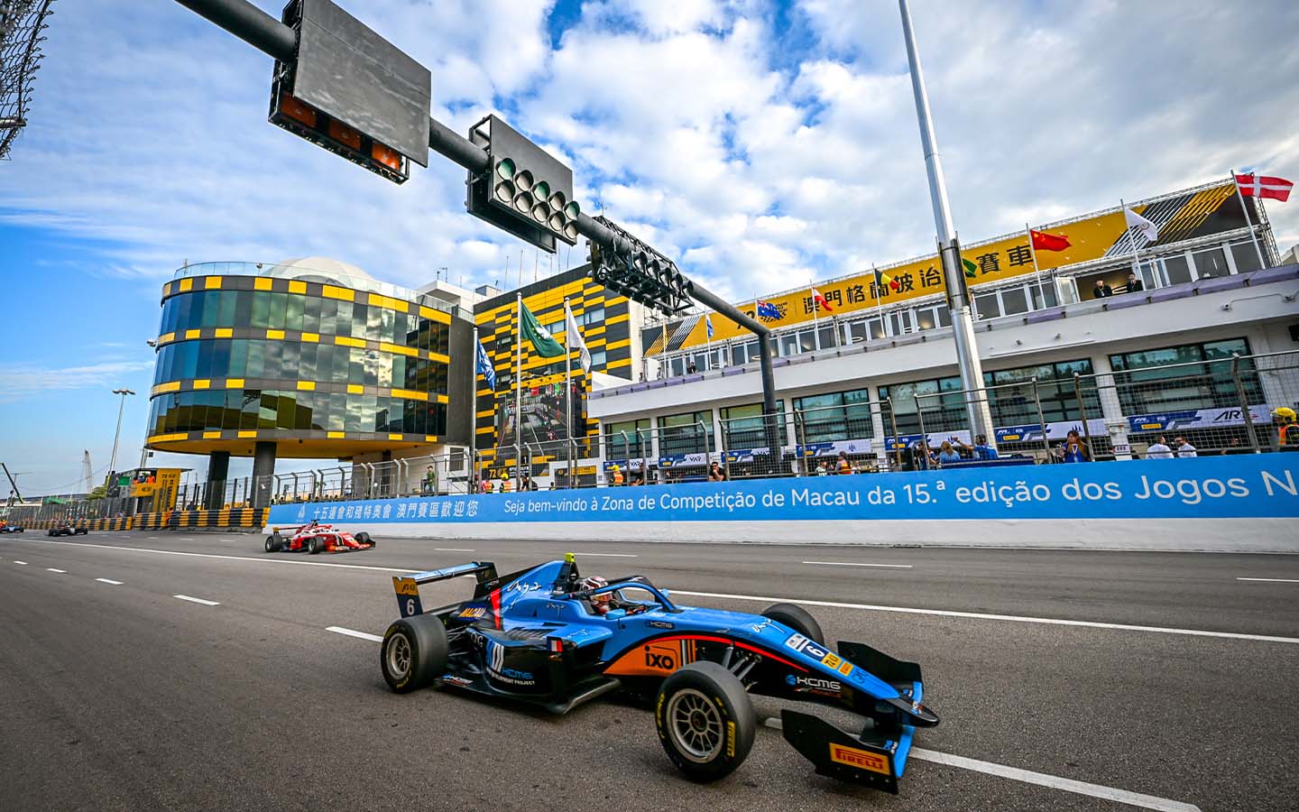 Théophile Naël wins the FIA FR World Cup at the Macau Grand Prix