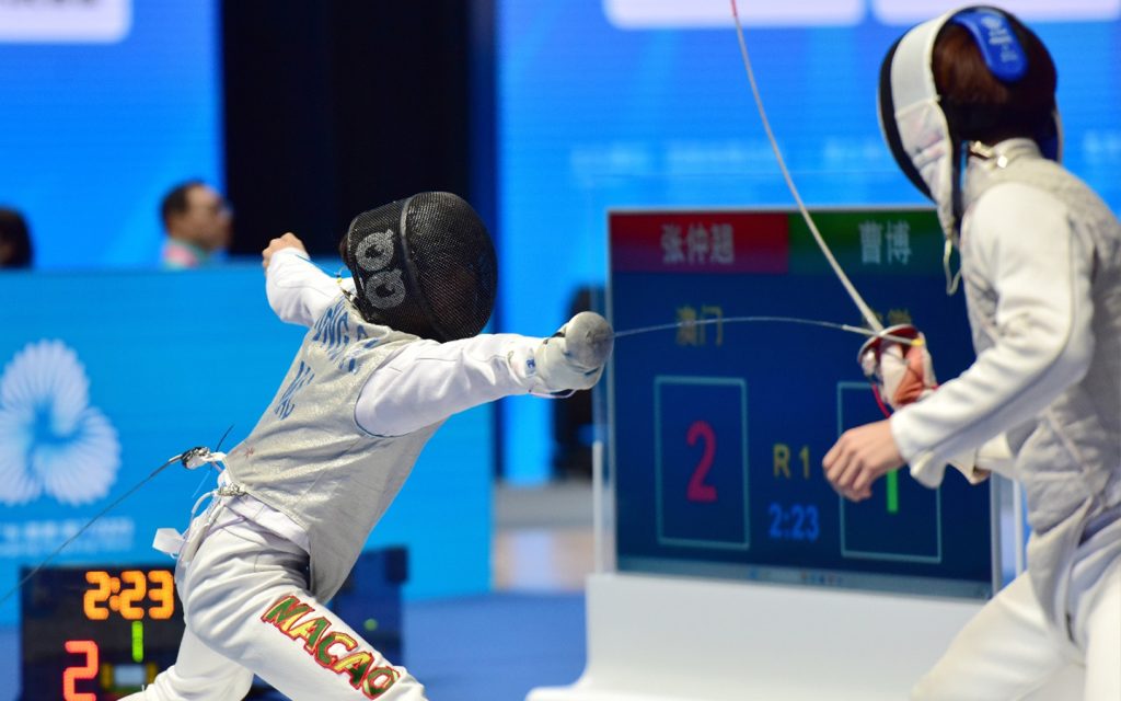 Cheong Chong Kio wins two of six bouts in men's foil group stage, finishing 27th and narrowly missing qualification by four spots