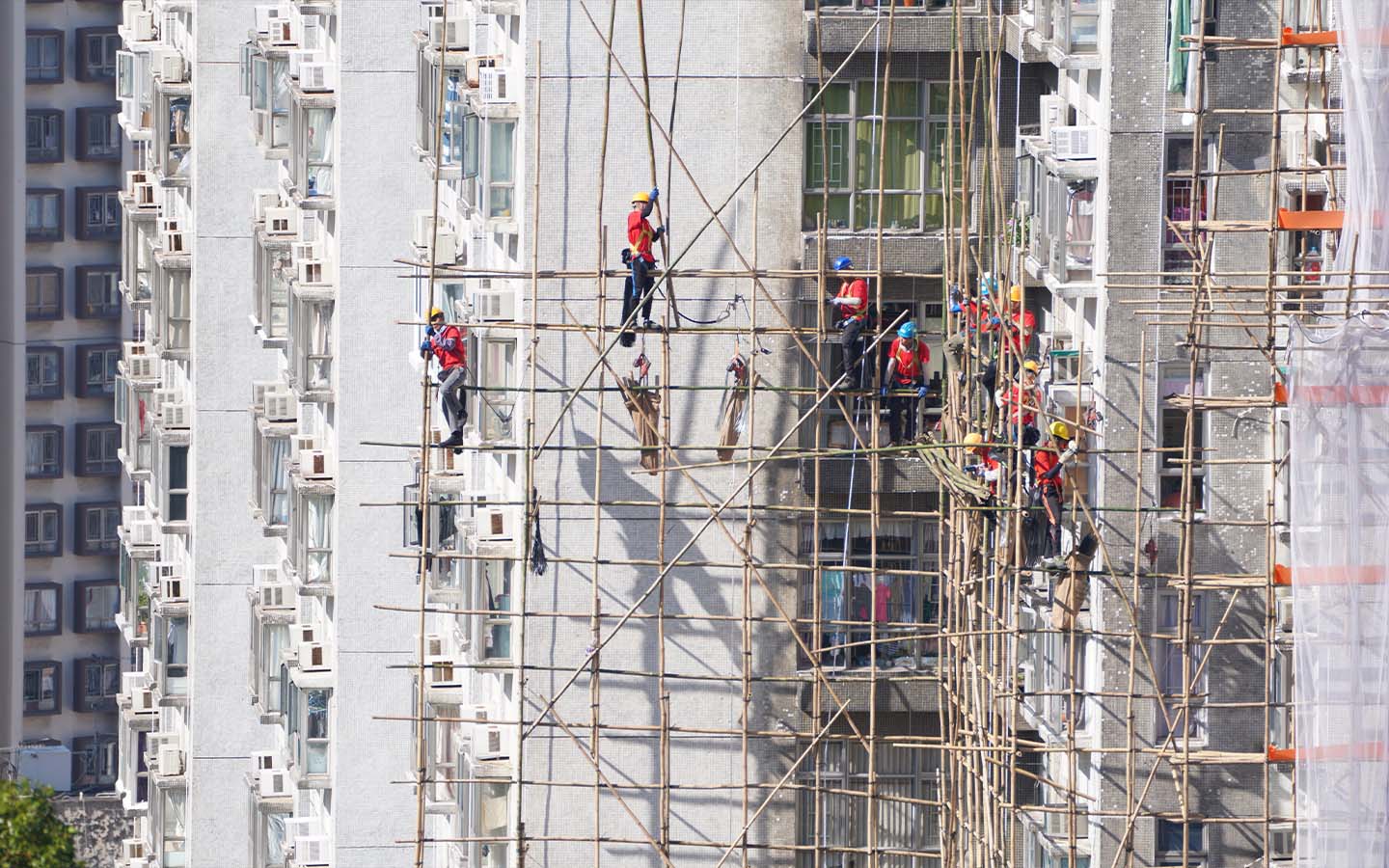 Macao mulls changes to scaffolding material following Hong Kong’s Tai Po fire 