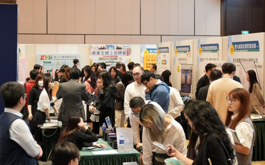 Macao unemployment falls to 1.7 percent in latest survey