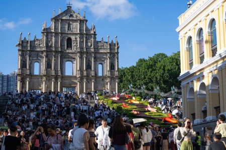 Macao reportedly breaks visitor arrivals record, according to police data