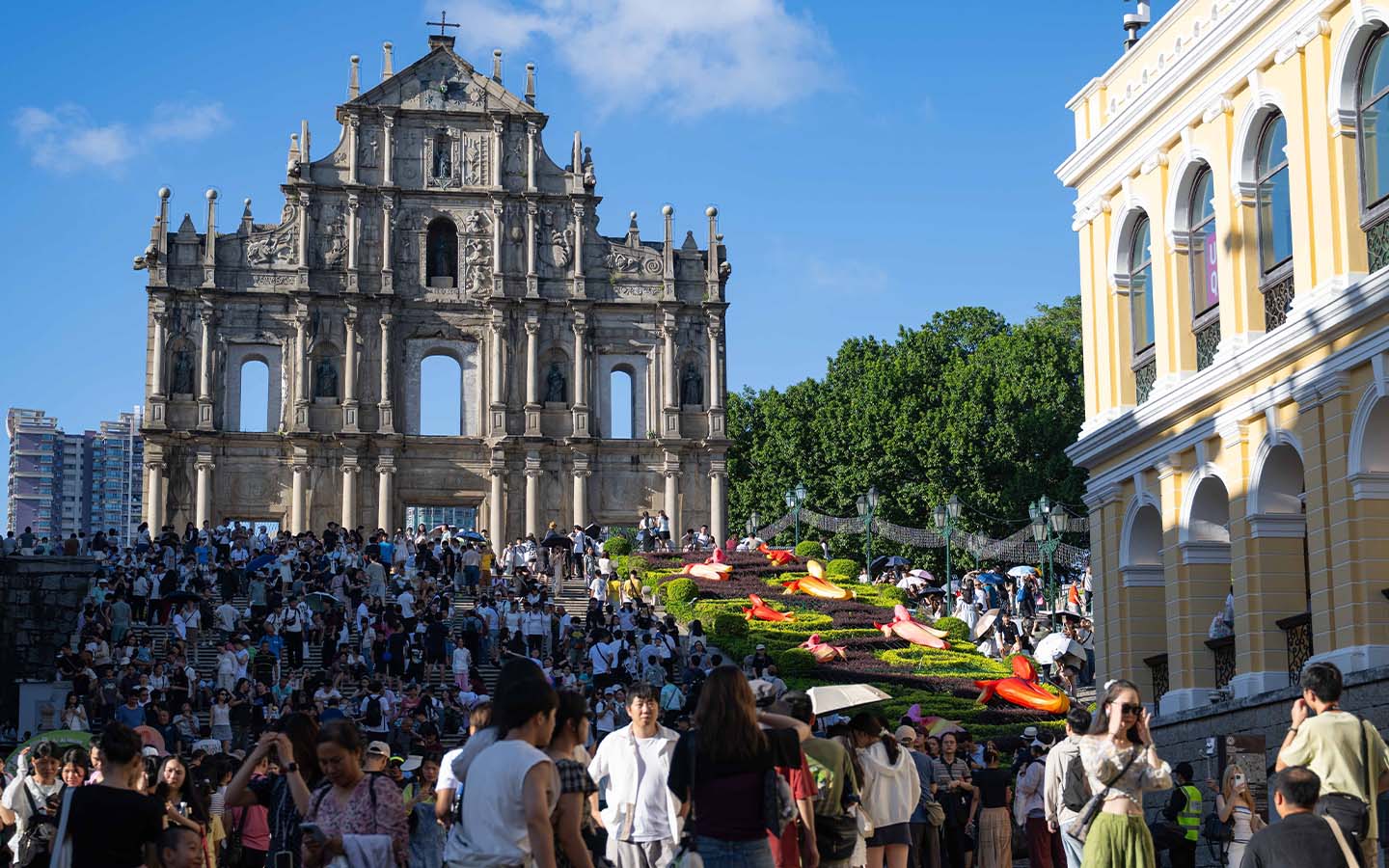 Macao reportedly breaks visitor arrivals record, according to police data