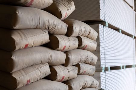 Mozambique imposes new import limitations to combat its foreign currency shortage Mozambique imposes new import limitations to combat its foreign currency shortage