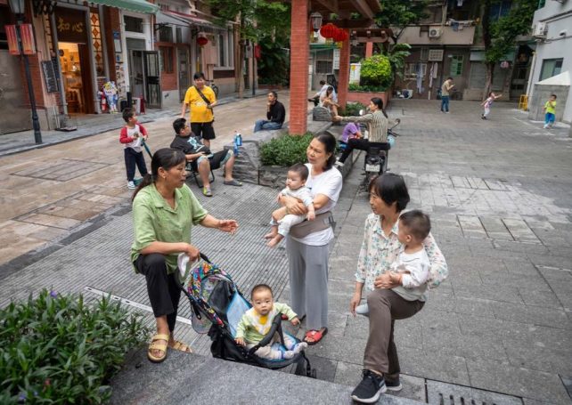 China’s population shrinks for the fourth straight year 