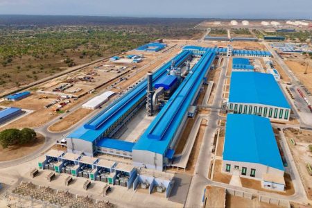 Chinese electrolytic aluminium plant opens in Angola