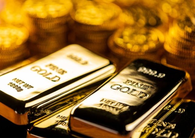 Experts are urging Germany to withdraw its bullion from the US