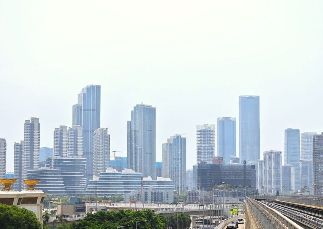 Senior Macao political figures consulted on Hengqin development