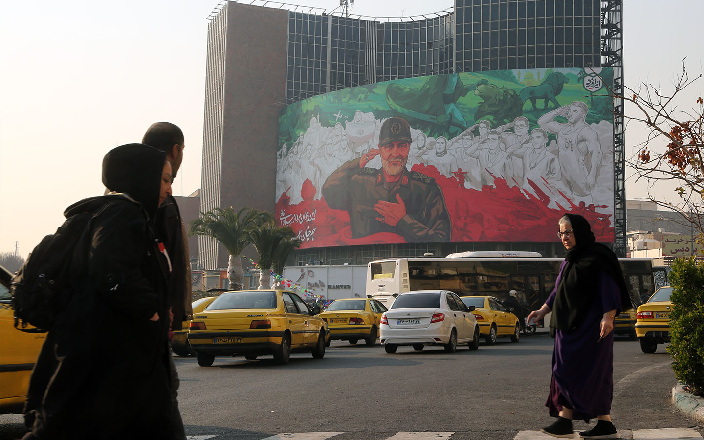 As Iran’s protests enter their 15th day, Tehran accuses Washington of stoking unrest