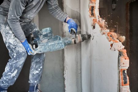 Construction officials in Macao recorded 776 cases of illegal structures in 2025