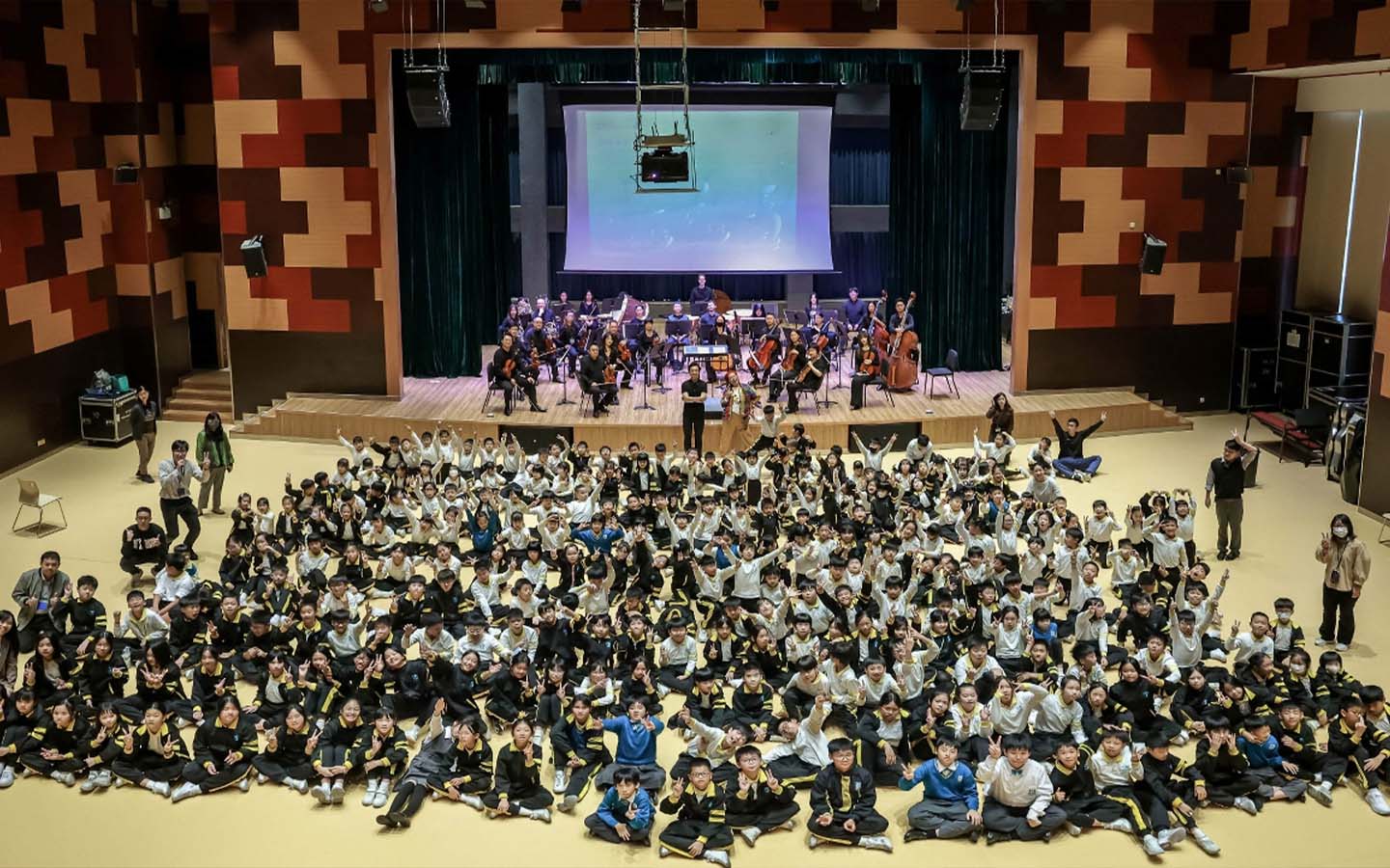Macao Orchestra brings classical music to local schools