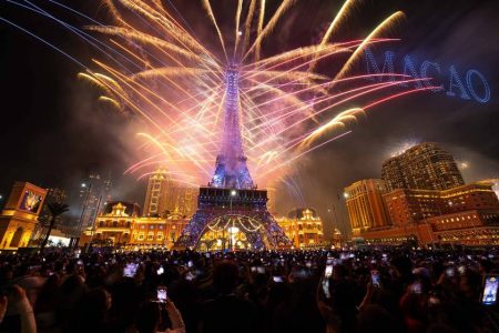 Macao shatters tourism and checkpoint crossing records in 2025