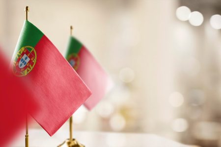 Portuguese elections: first-round win for socialist paves way for run-off against far-right