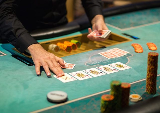 Visa-free entry for Chinese travellers raises hopes of a casino windfall in Manila 