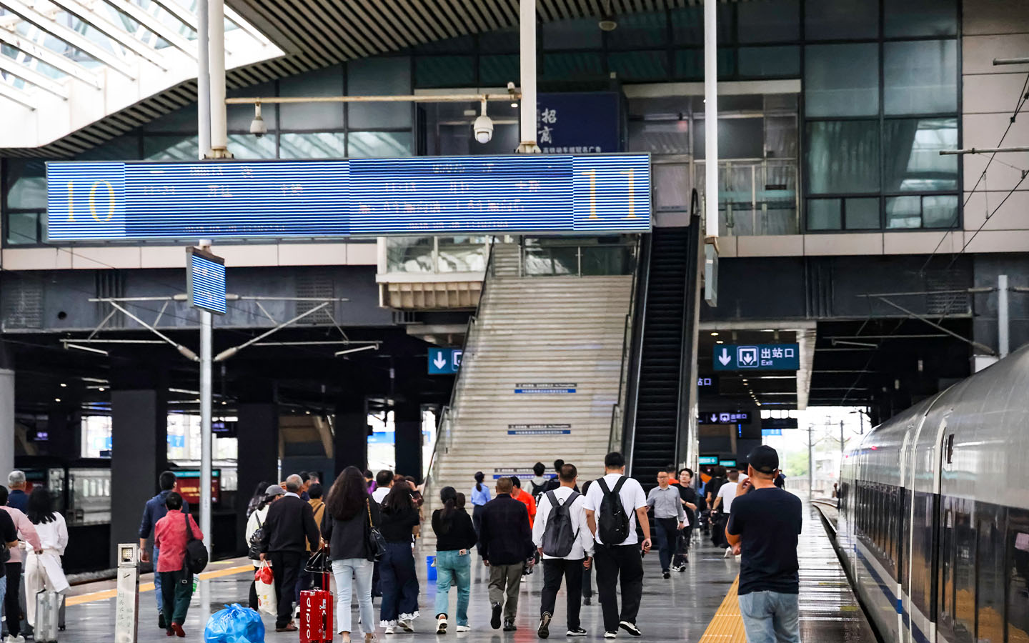 A direct Zhuhai-Fuzhou high-speed train is launching later this month