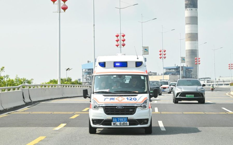New ambulance scheme carries first patient from Guangzhou to Hong Kong