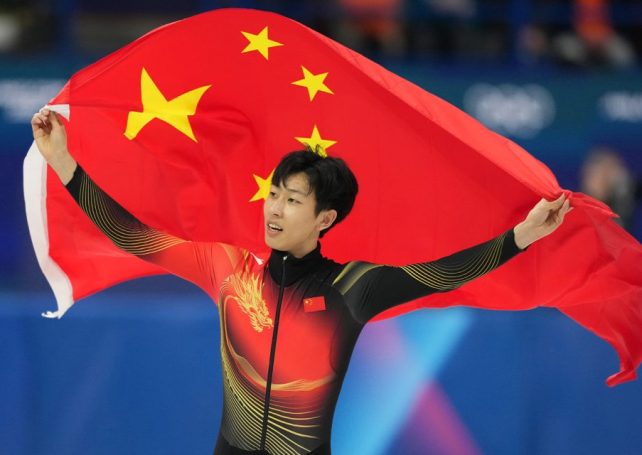 Sun Long rebounds from relay setback to win Olympic 1,000m silver