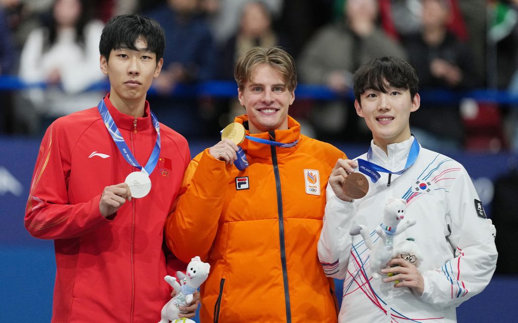 Sun Long rebounds from relay setback to win Olympic 1,000m silver