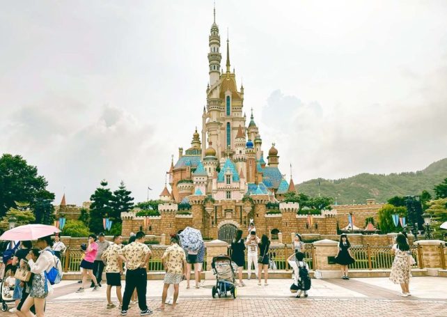 5,000 free Disneyland tickets given to domestic workers in Hong Kong