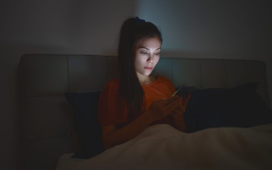 Late nights are linked to poorer heart health, a new study finds
