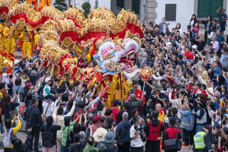 Macao’s Lunar New Year sees all-time daily visitor arrival record Macao’s Lunar New Year sees all-time daily visitor arrival record