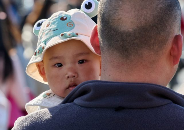 Macao Chamber calls for greater cooperation with Zhuhai on childcare and eldercare