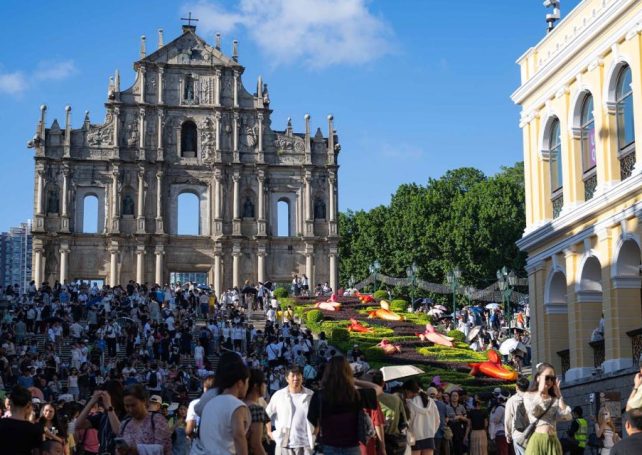 2025 figures show Macao visitors spending more on non-gaming activities