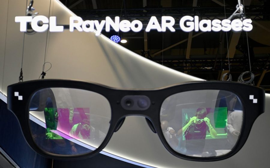 ‘Amazing.’ IOC president tries Shenzhen-made AI glasses at Milano 2026 Winter Olympics