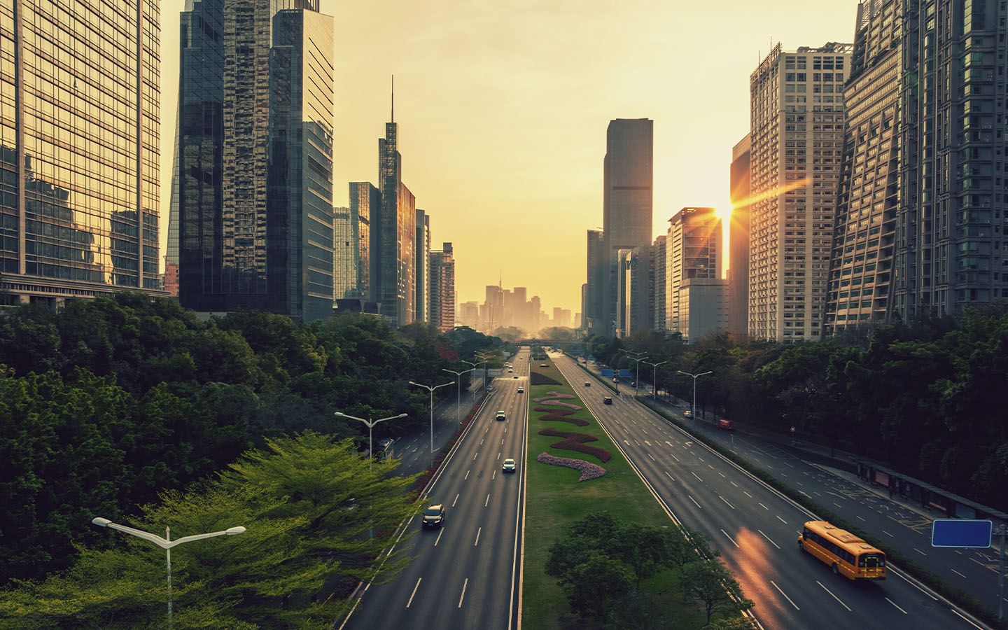 Shenzhen enforces age limit on foreign work permit renewals