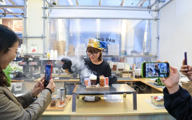 Jiangmen coffee festival attracts more than 510,000 visitors over four days