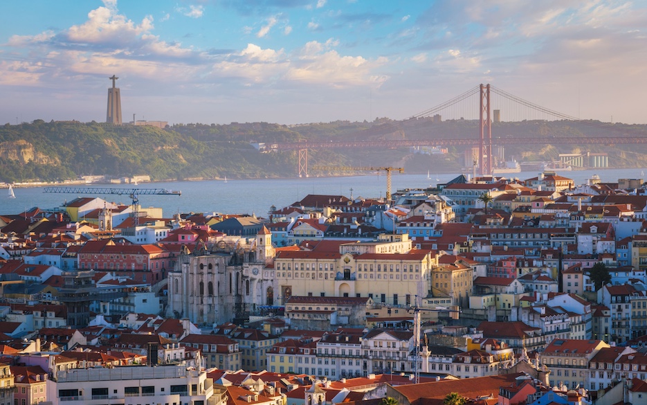 Portugal’s foreign investment plummets to a post-pandemic low