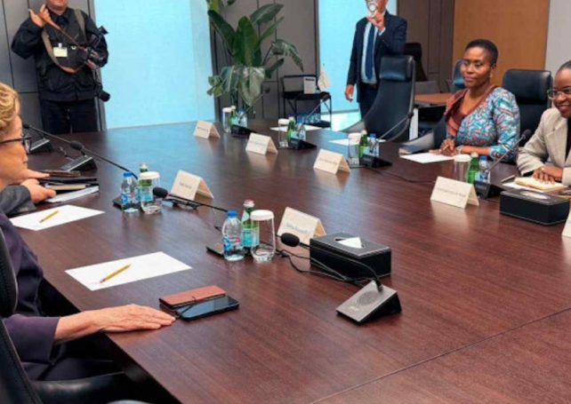 Angola seeks entry to Hong Kong financial market