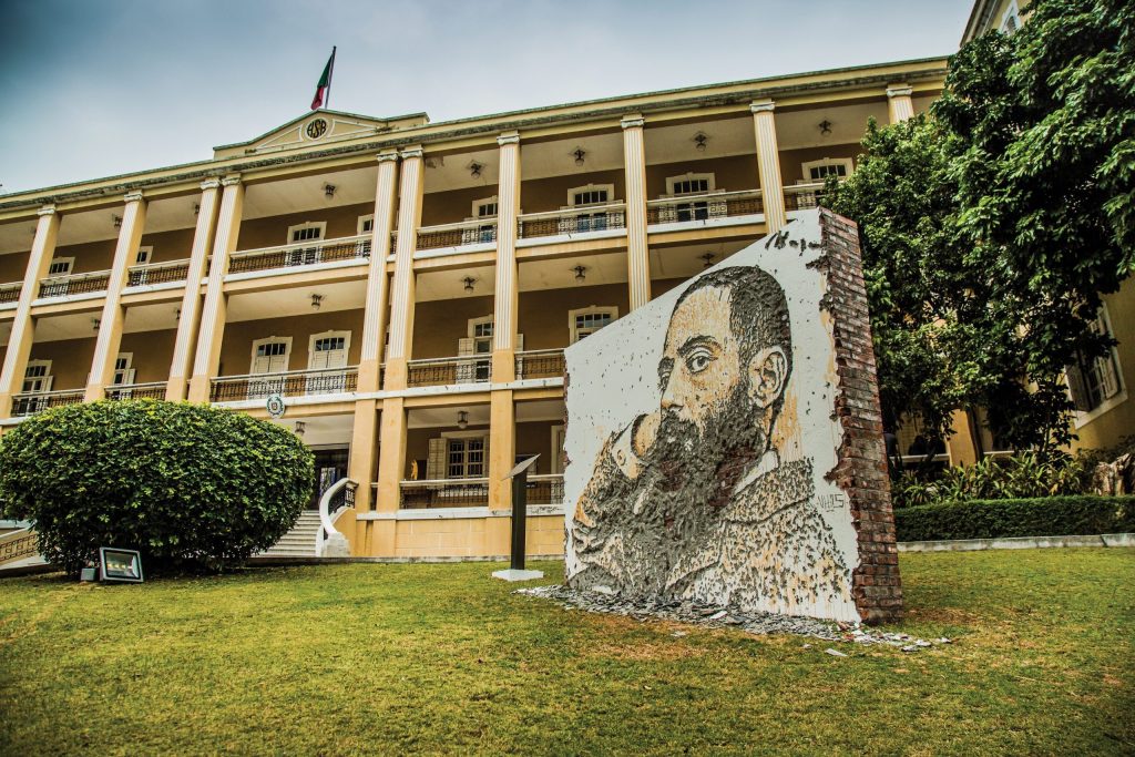 The Macau Literary Festival includes two celebrations for symbolist poet Camilo Pessanha, who passed away a hundred years ago 