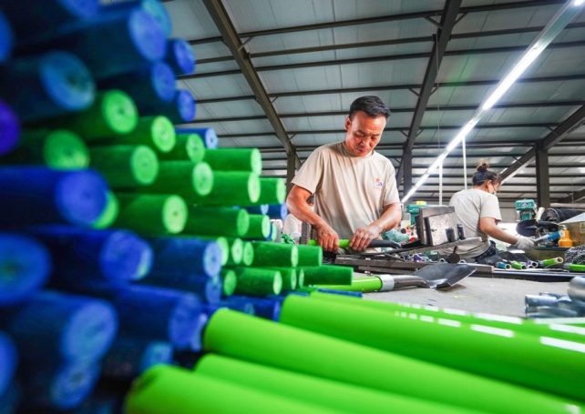 China’s manufacturing contraction in February tempered by positive outlook