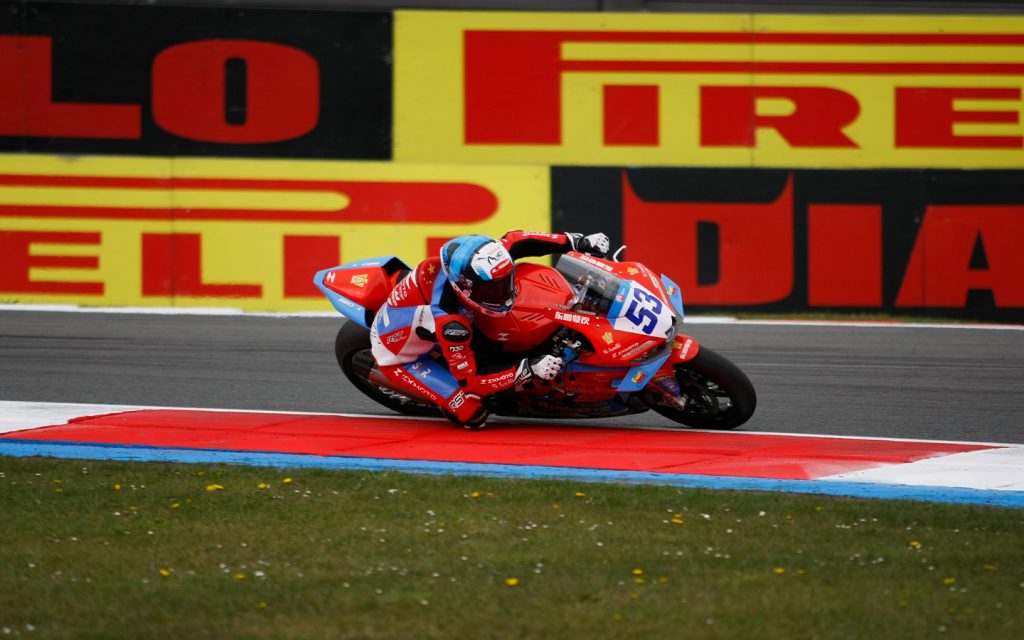 ZXMOTO 820RR: How a $6,400 Chinese bike beat Ducati and Yamaha