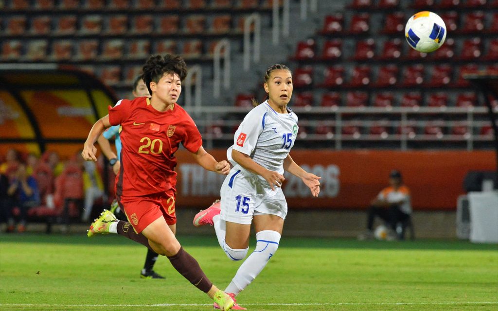 China sports roundup: U20 women book World Cup spot, Shi Yuqi wins Asian title - Yu Jiaqi (left) of China competes during the quarter-final between China and Uzbekistan at the 2026 AFC U20 Women's Asian Cup in Pathum Thani, Thailandon 11 April 2026